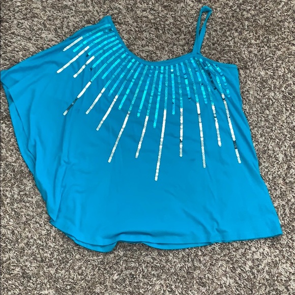 One strap sequence drop flowy top - Picture 2 of 3